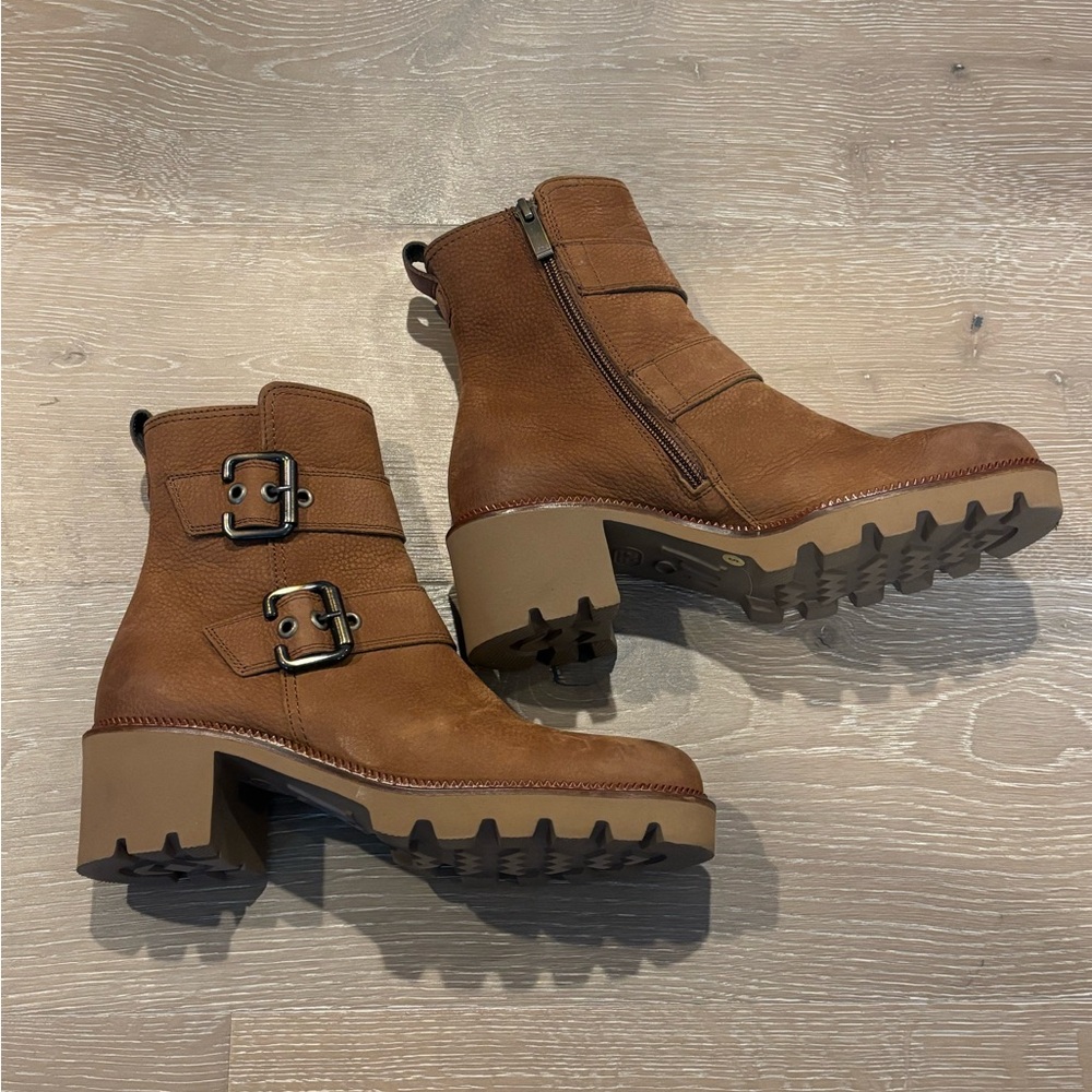 NWOT Paul Green Brown Leather Boots Size 7.5 Brand New No Box